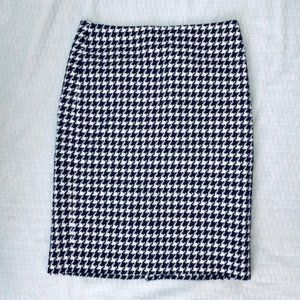 Talbots Navy Blue & White Houndstooth Pencil Skirt